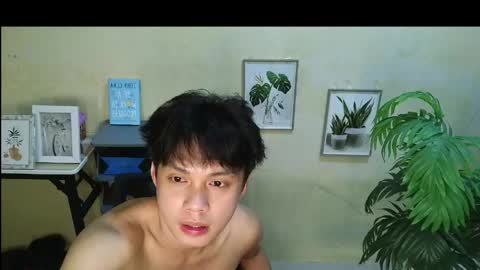 Jan 1 online show from May 31, 10:25 am