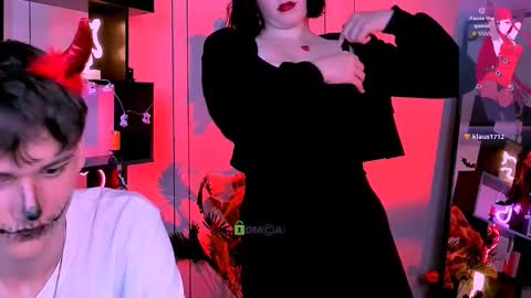 Snapshot of janet_shy chatting on October 28, 12:55 am Janet online show from October 28, 12:55 am