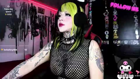      online show from October 7, 11:12 pm