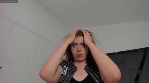 Janne  online show from May 19, 9:44 pm