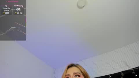 Janne  online show from January 15, 9:56 pm