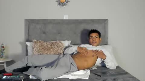 jared_blake online show from December 21, 1:47 am