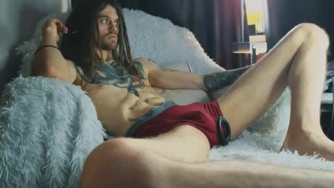 K online show from March 4, 1:52 pm