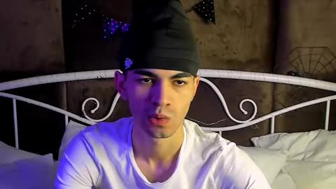 Jaremy online show from November 2, 8:31 pm