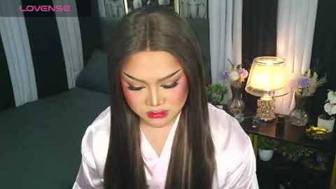 Jasmine Brandy online show from November 10, 4:10 pm