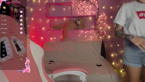 jasmine_ur_princess online show from February 27, 7:01 am