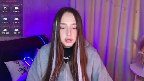 Jasmine online show from April 11, 5:12 am