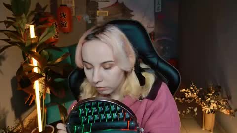 Jasmine online show from March 9, 5:11 am