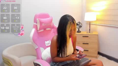 jasmine online show from April 9, 3:29 pm