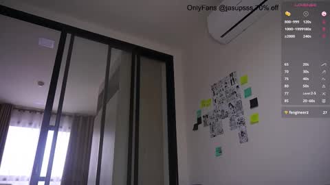 Snapshot of jasper_sweet_arce chatting on October 22, 5:10 am Alex and Max beard online show from October 22, 5:10 am