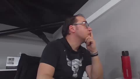 Javelin83 online show from February 26, 9:22 am