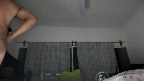 javiermichi online show from November 16, 8:16 am