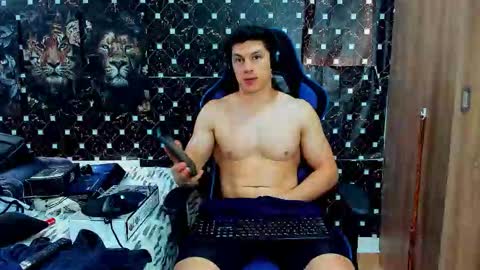 Javier online show from March 20, 8:25 pm