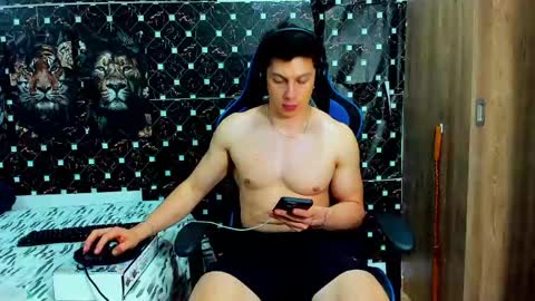Javier online show from May 16, 6:54 am