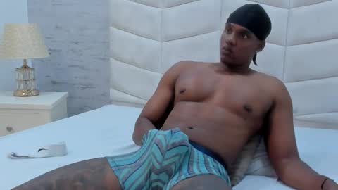 jax black online show from December 17, 7:20 pm