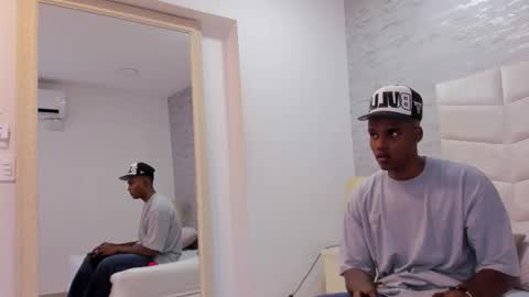 jax black online show from November 26, 7:32 pm