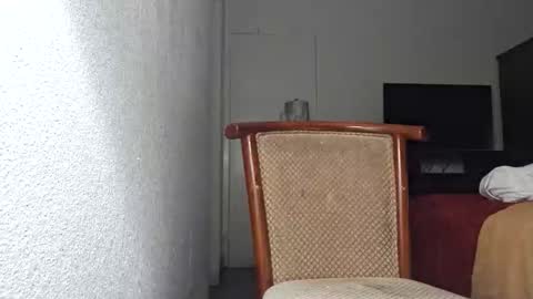 jaxstrong7 online show from January 9, 2:17 am