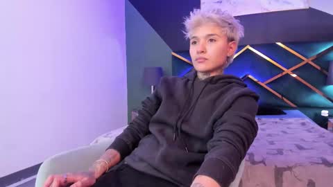 JAX online show from March 2, 3:33 am