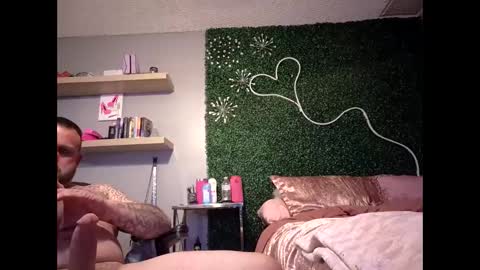 jay_banks0420 online show from April 14, 2:48 am