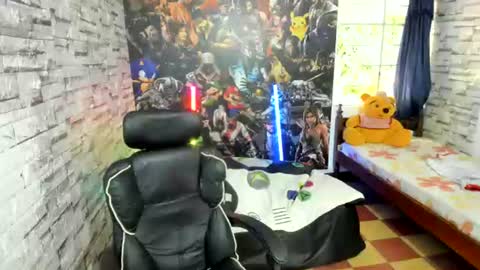 jay_peep online show from July 7, 7:18 pm