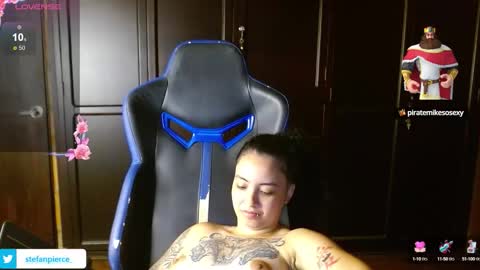 Snapshot of jaydensalvatore_ chatting on September 22, 12:59 am      online show from September 22, 12:59 am