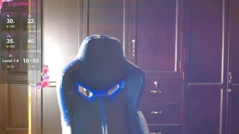      online show from April 5, 11:35 pm