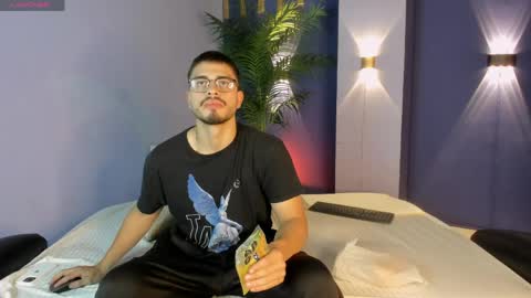 Jay online show from April 4, 7:21 pm