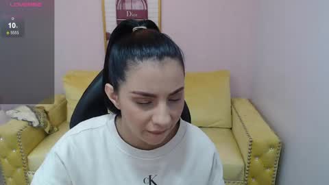 Jazmin online show from June 1, 1:12 pm