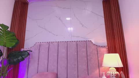 Jazmin online show from March 9, 8:13 pm