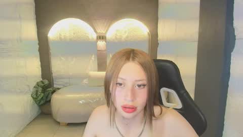 Jazmin online show from January 14, 2:41 am