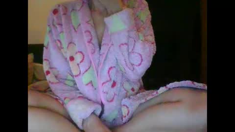 EJ Melody online show from November 28, 7:32 pm