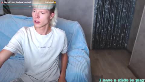 Snapshot of jealousangel chatting on October 27, 1:16 am Angel online show from October 27, 1:16 am