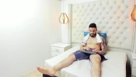 JEAN online show from April 14, 8:34 pm