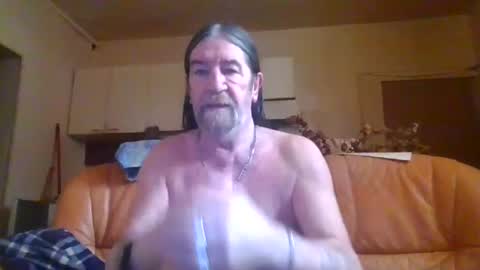 jeanclaude1959 online show from June 19, 7:09 pm