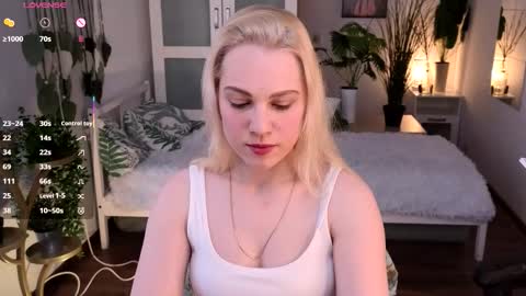 Jean online show from November 25, 9:35 pm