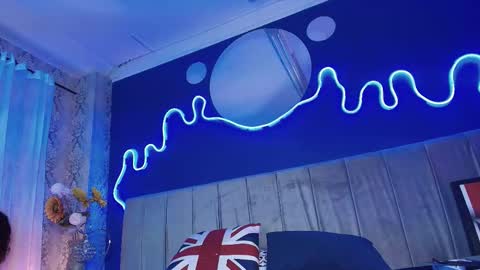 Jean online show from March 5, 9:24 pm