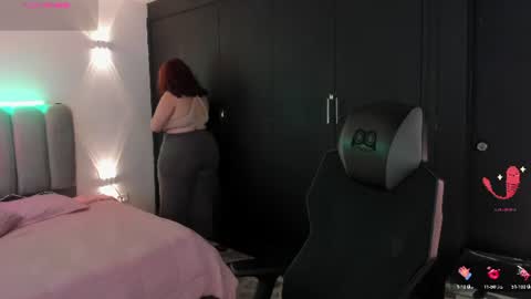 Jeanne Williams online show from July 18, 1:35 pm