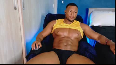 jeicowesst online show from February 18, 9:20 pm