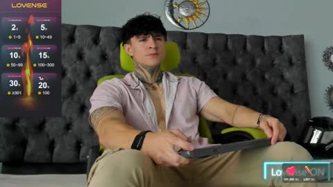 JC online show from February 15, 1:38 pm