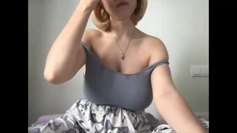 Inna  online show from May 30, 7:51 am