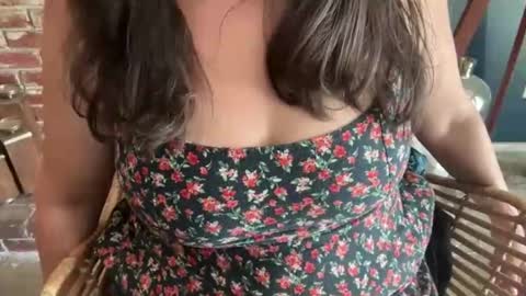 Jelli online show from May 22, 11:33 pm