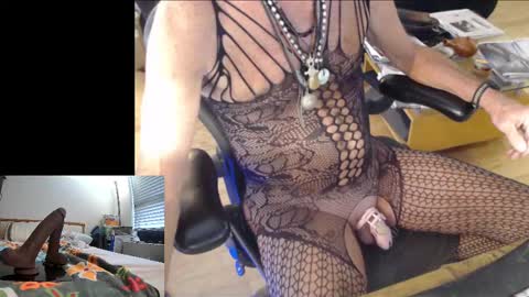 PegMePlease online show from November 23, 4:16 pm