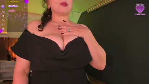 jenifer_cruz online show from April 9, 7:58 am