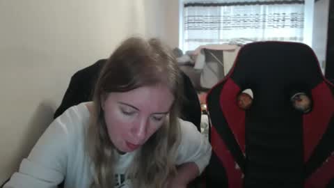 JenisAndPeter online show from October 7, 6:09 am