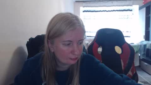JenisAndPeter online show from April 27, 1:52 pm