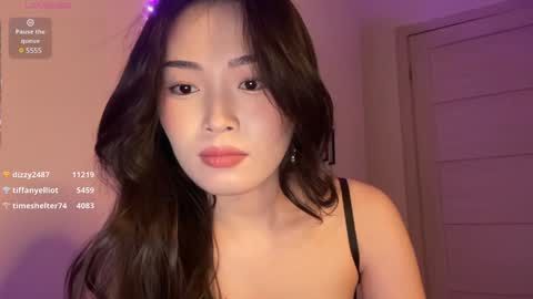 jennie_yung online show from December 24, 1:38 am