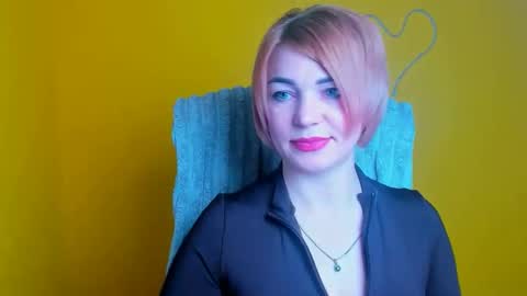 Jennifer online show from April 5, 5:59 am