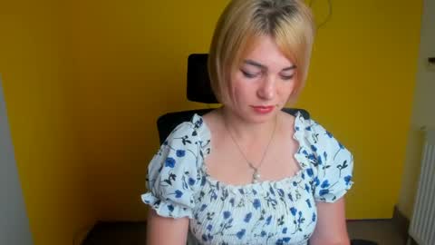 Jennifer online show from July 23, 12:25 pm