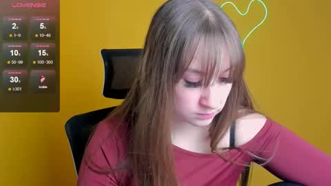 Jennifer online show from December 16, 7:37 am