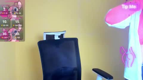 Jennifer online show from March 11, 1:01 pm